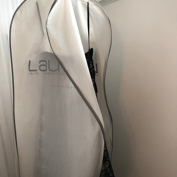 LAURA Event Dress - Cream and Black Lace - Picture 4 of 4